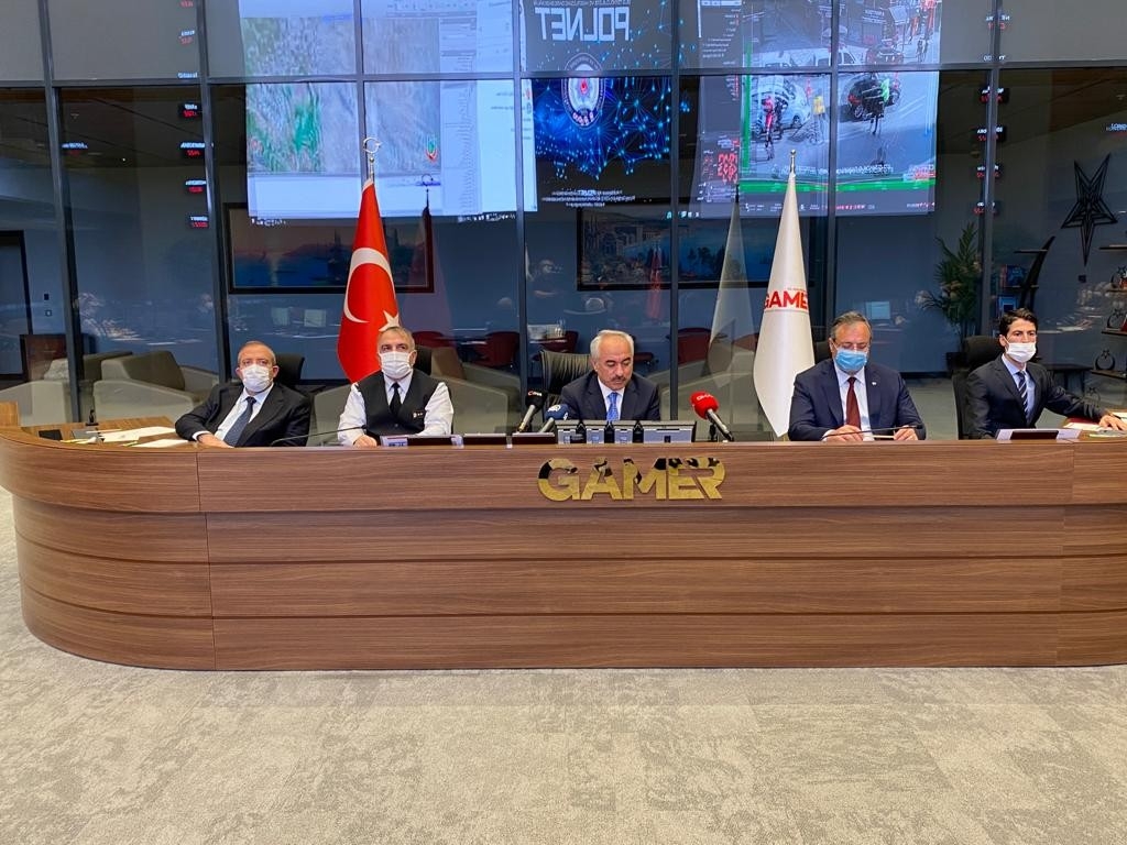 “Güvenlik birimlerimiz ülkemizin her köşesinde yoğun bir şekilde kontrollerine devam ediyorlar”