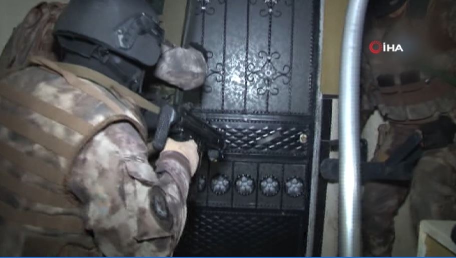 Güvenlik güçlerinin tüm yurtta uyuşturucuyla olan mücadelesi sürüyor