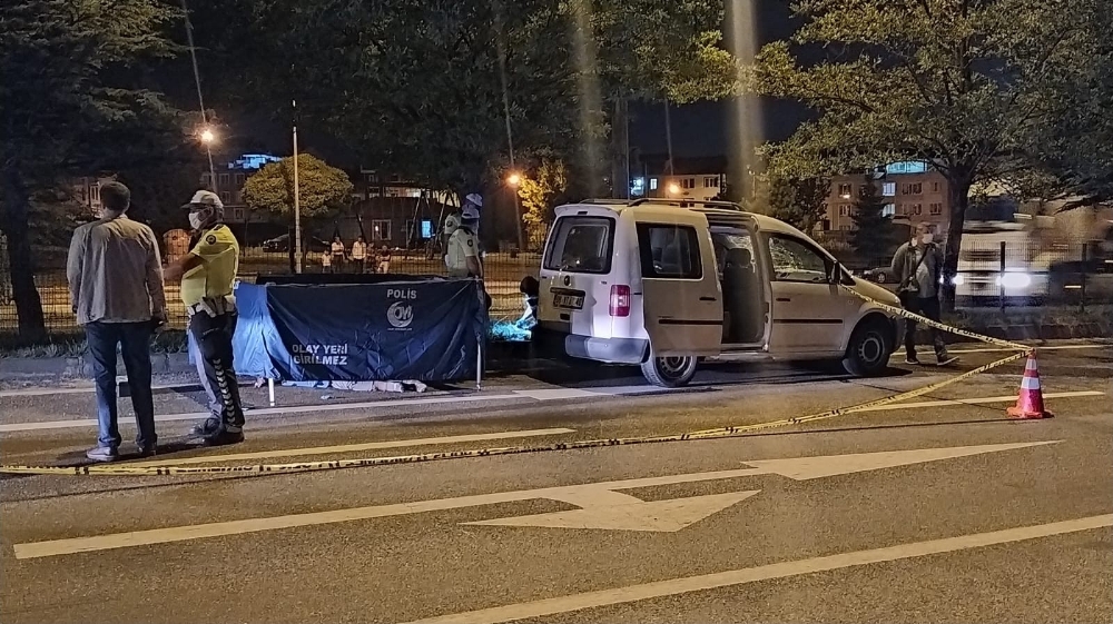 Hafif ticari aracın çarptığı çocuk hayatını kaybetti
