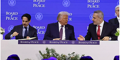 Hakan Fidan:Trump'ın kalemini beğenmedim kendi kalemimle imza attım