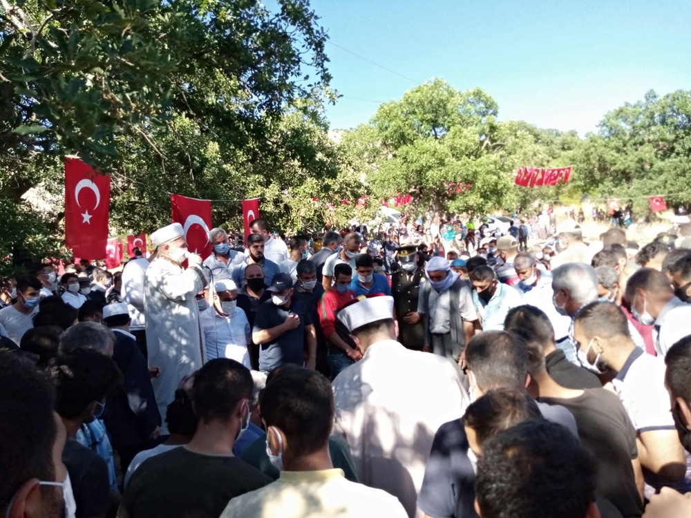 Hakkari şehidi Diyarbakır’da toprağa verildi