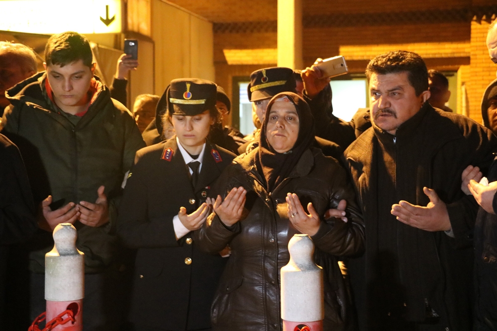 Hakkari şehidinin naaşı memleketi Zonguldak’a getirildi