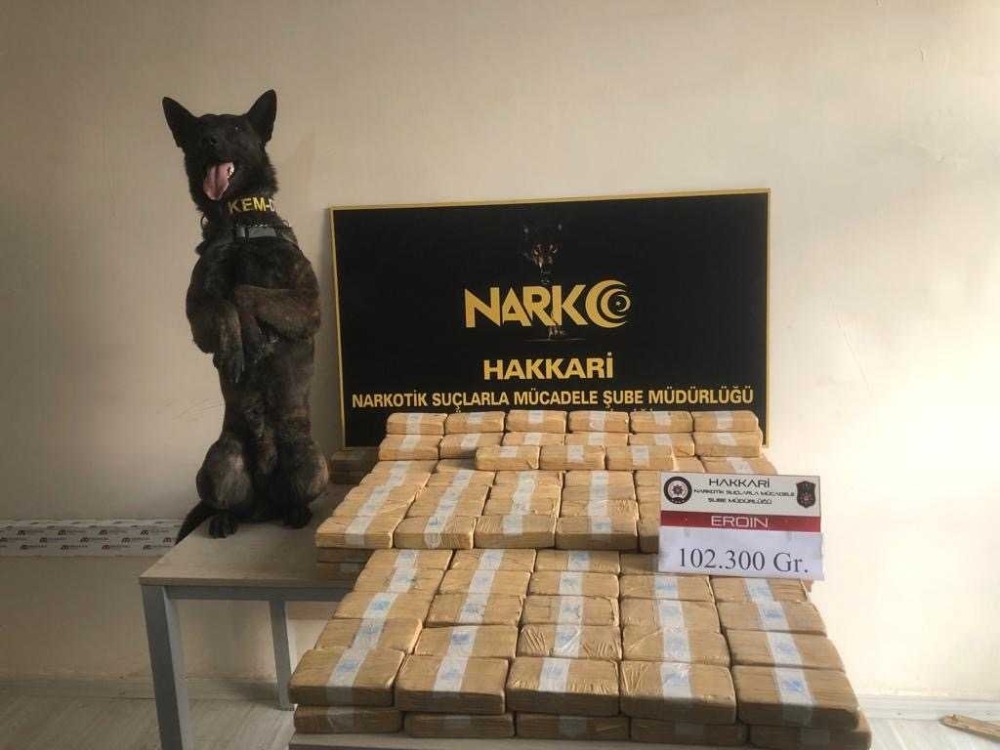 Hakkari’de 102 kilo eroin ele geçirildi