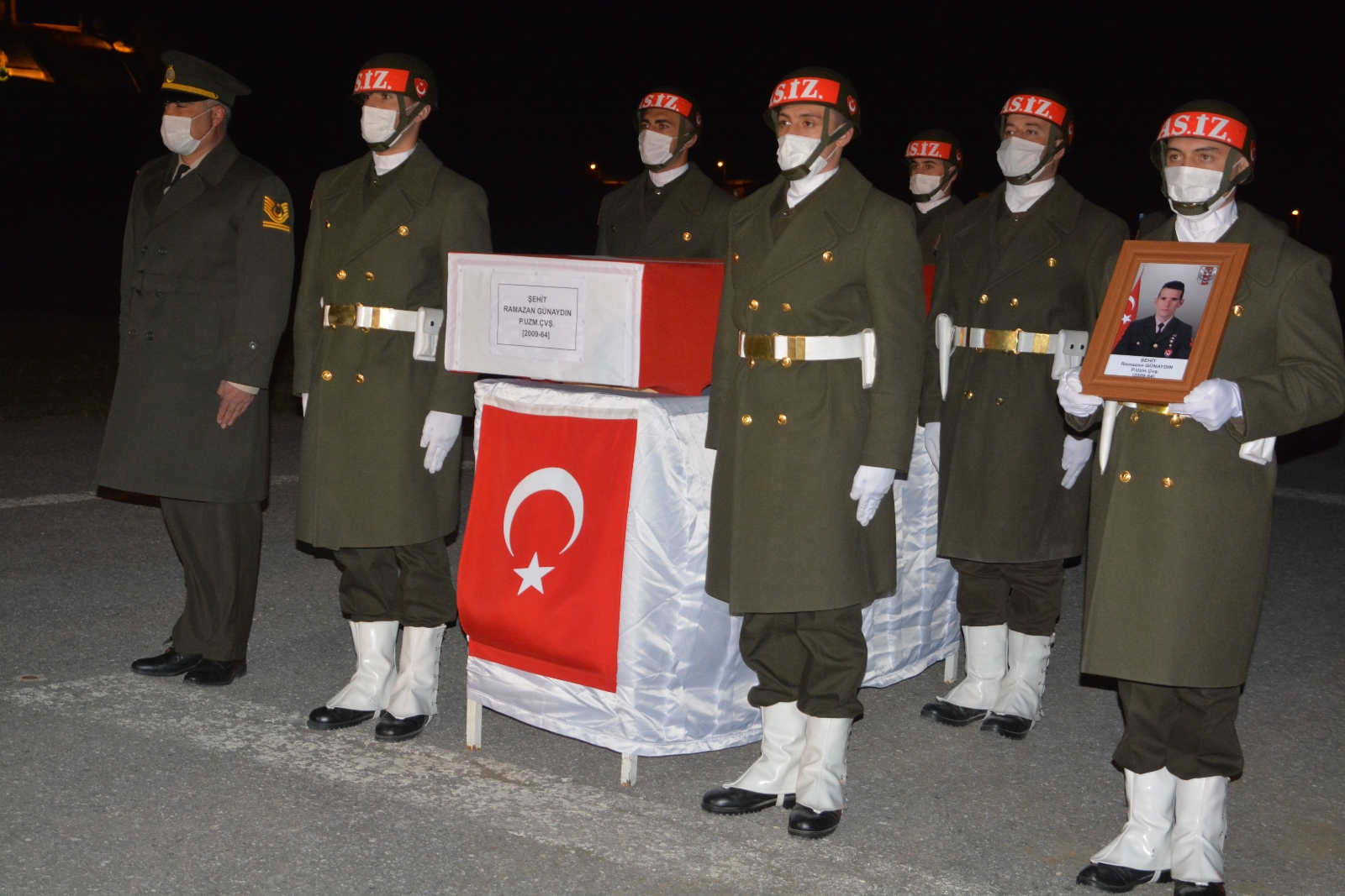 Hakkari’de şehit Uzman Çavuş Günaydın için tören düzenlendi