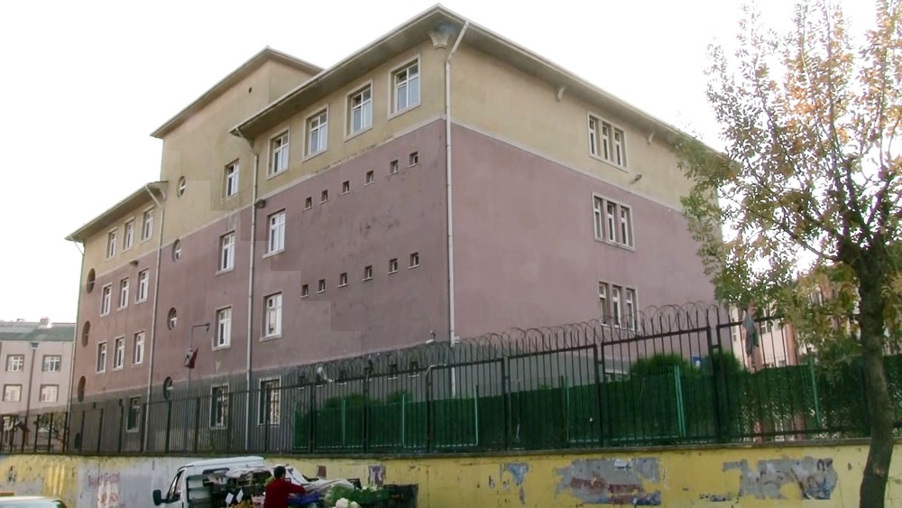 Hasar Gören Okulların Yıkımı İçin Bakanlıktan Haber Bekleniyor