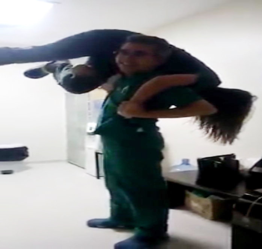 Hastane Çalışanlarından Uygunsuz Eğlence