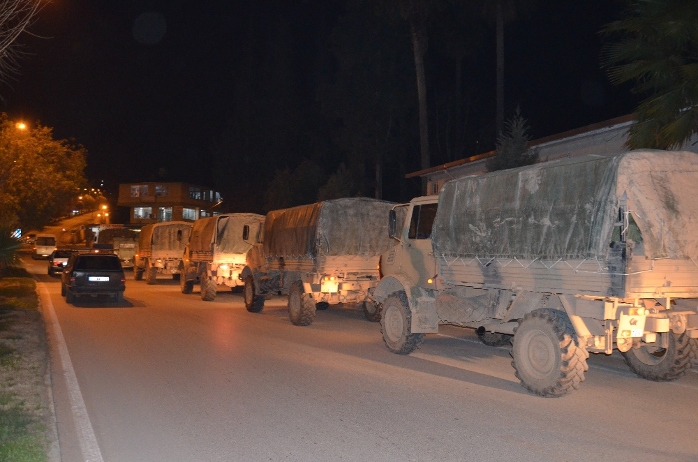 Hatay’a askeri sevkiyat