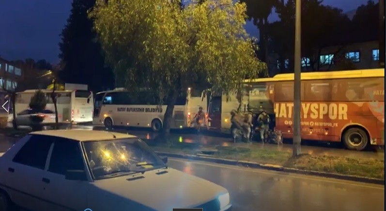 Hatay’a komando sevkiyatı