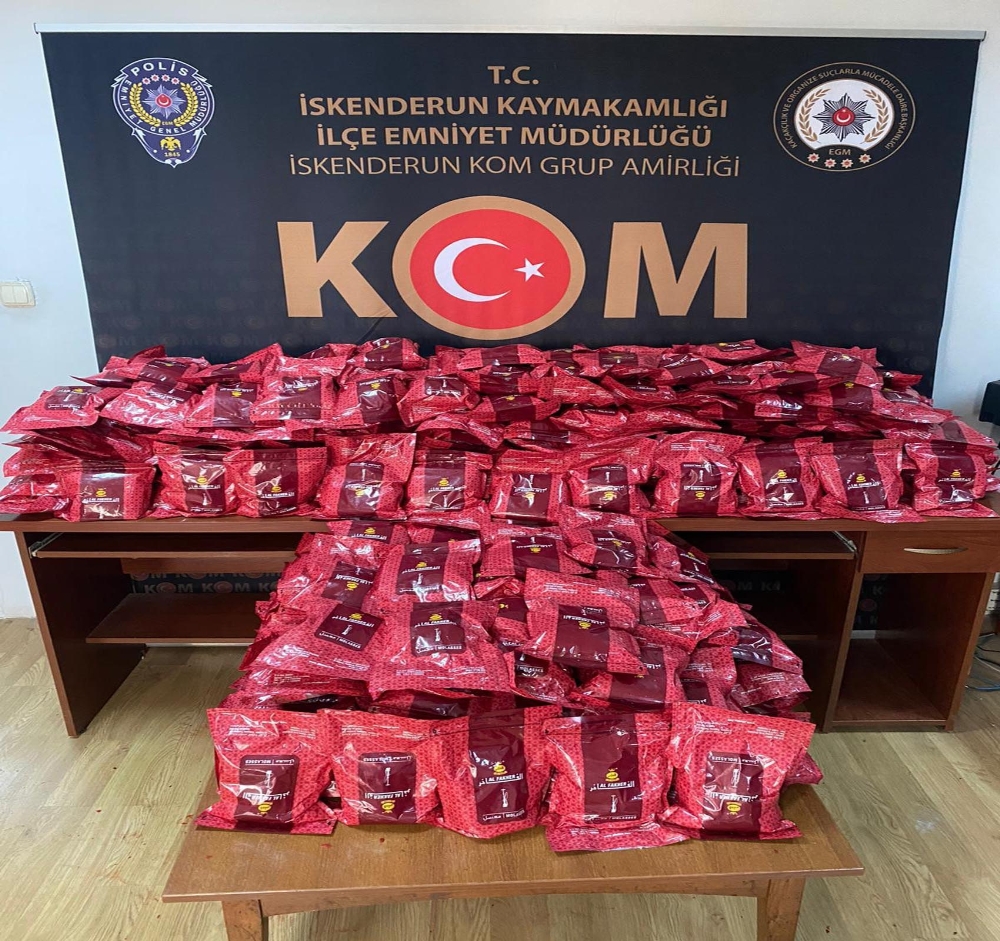 Hatay’da 360 kilo kaçak nargile tütünü ele geçirildi