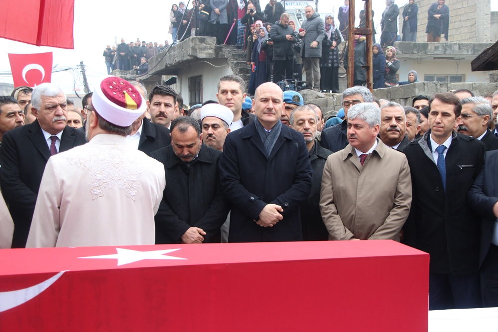 Hatay’da İdlib şehidi son yolculuğuna uğurlandı