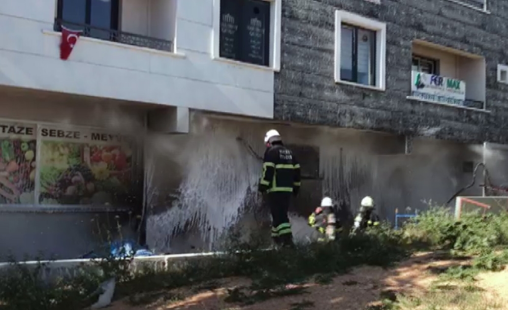 Hatay’da işyeri yangını