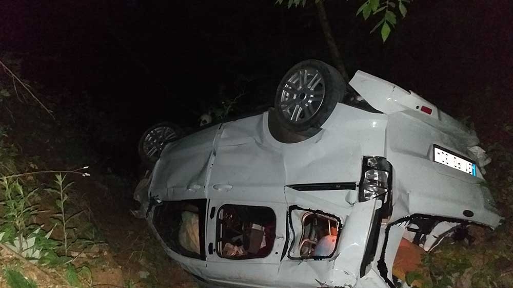 Hatay’da otomobil uçuruma yuvarlandı: 3 ölü, 4 yaralı.