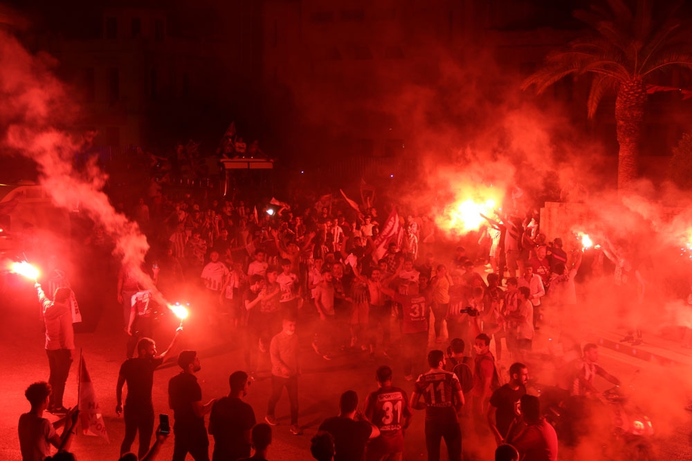 Hatayspor şampiyonluğu taraftarıyla kutladı