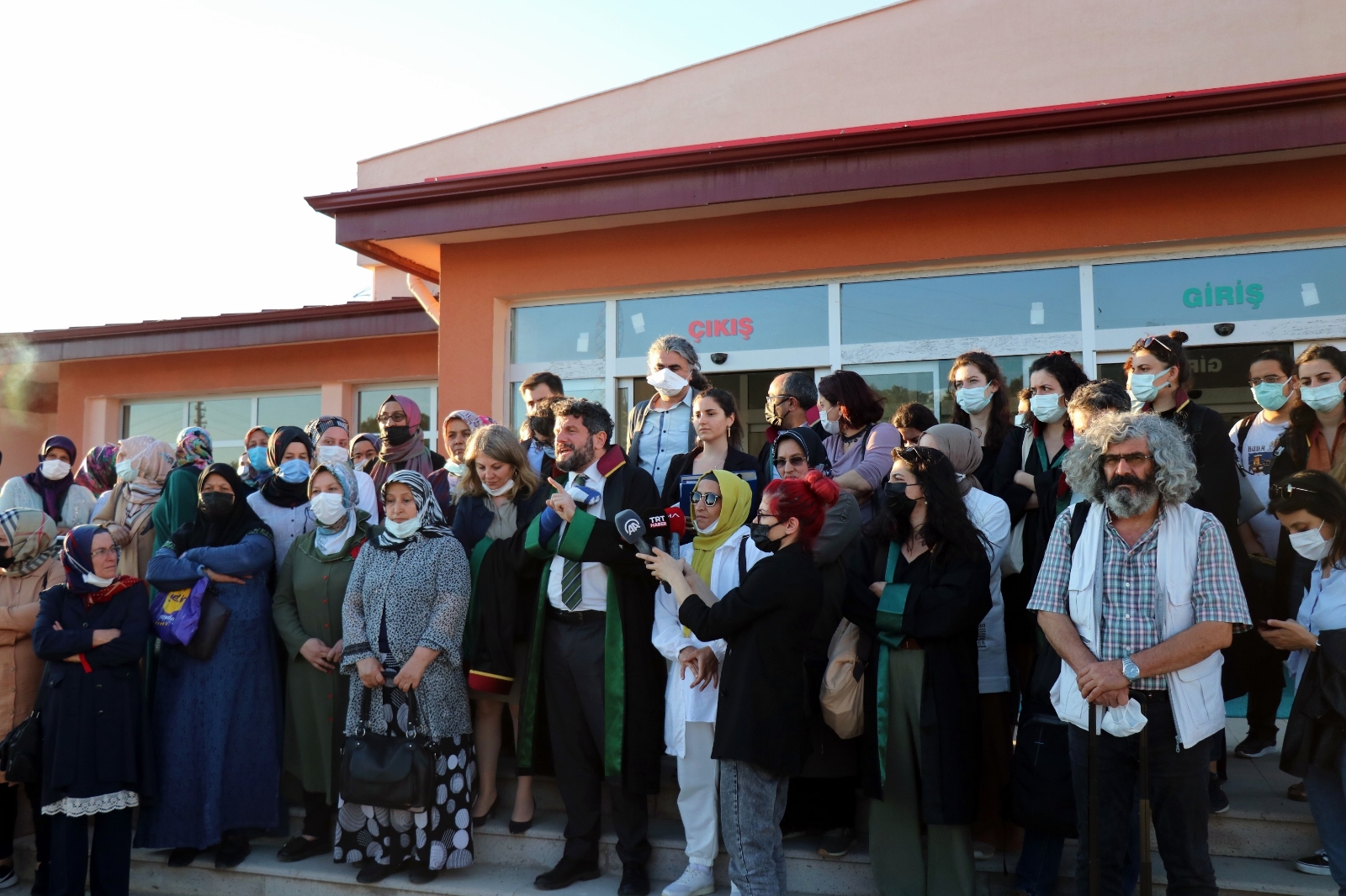 Havai fişek fabrikasındaki patlama davasında 2 tahliye