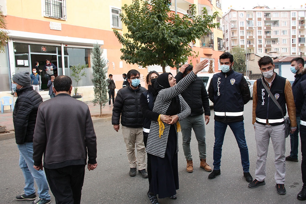 HDP önünde ’Kadına Yönelik Şiddete Karşı Uluslararası Mücadele Günü’ gerginliği