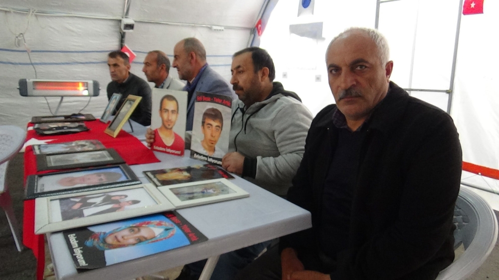 Hdp Önündeki Ailelerin Direnişi 80İnci Günde