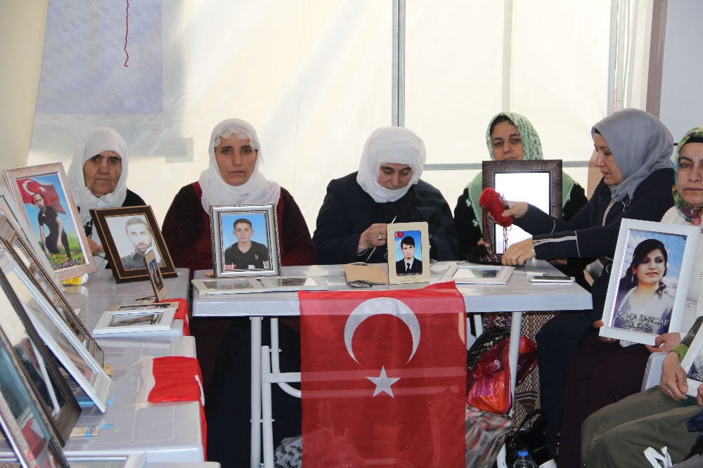 HDP önündeki ailelerin evlat nöbeti 160’ıncı gününde