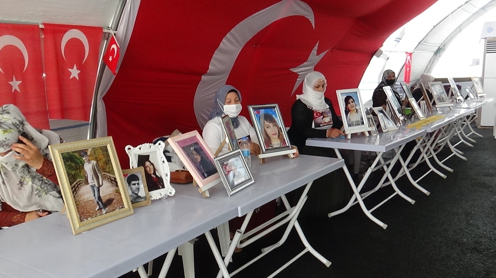 HDP önündeki ailelerin evlat nöbeti 316’ncı gününde