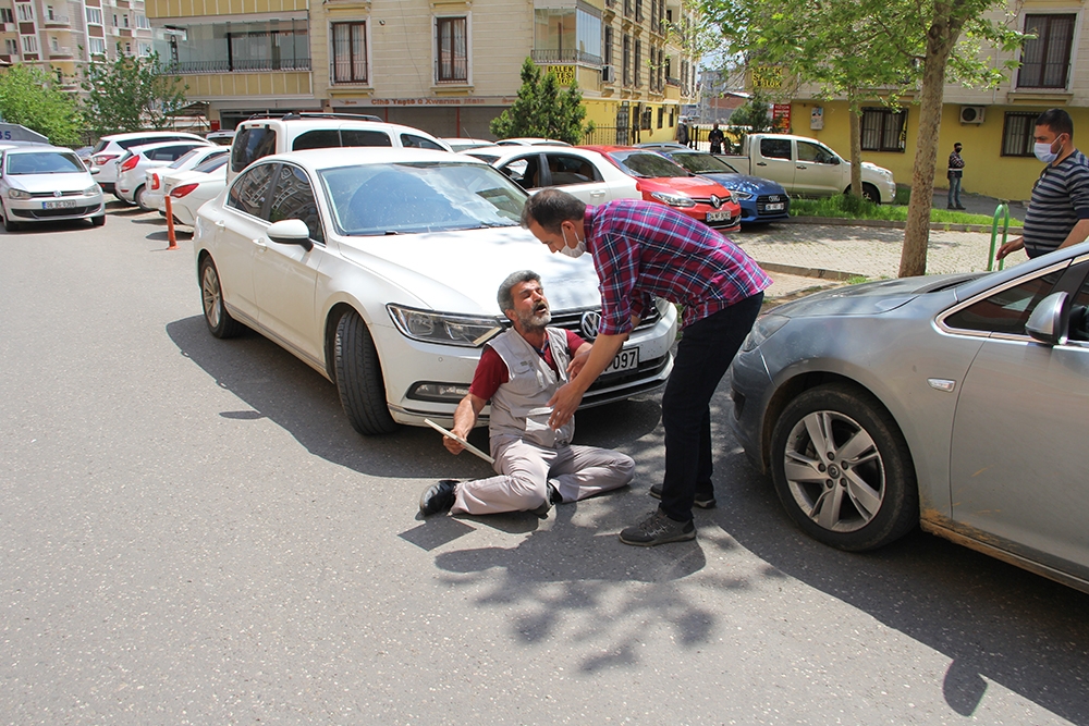 HDP’lilerin güldüğü evlat nöbetindeki aileler sinir krizi geçirdi
