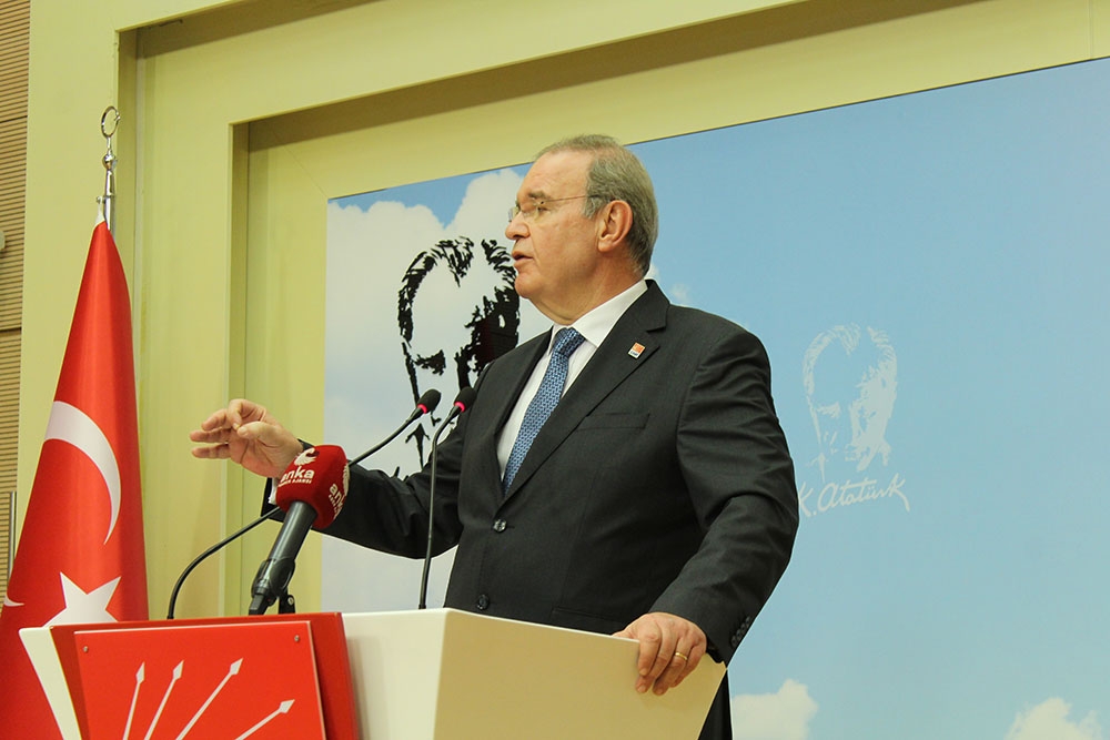 “Hep söylüyoruz milletimiz herkesin ne yaptığını görüyor, notunu da veriyor”