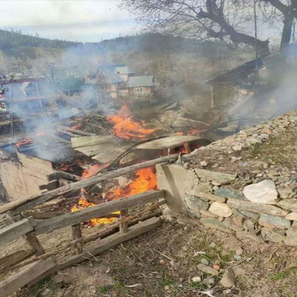 Hindistan Pakistan arasında çatışma: 3 ölü, 6 yaralı