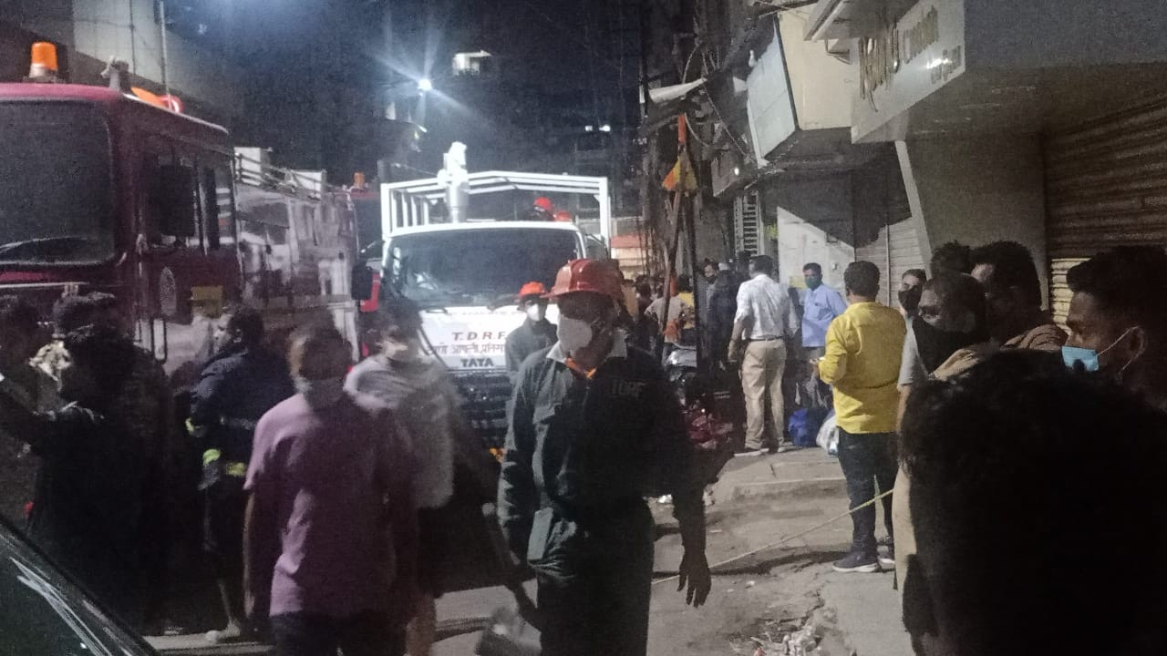 Hindistan’da bina çöktü: En az 7 ölü