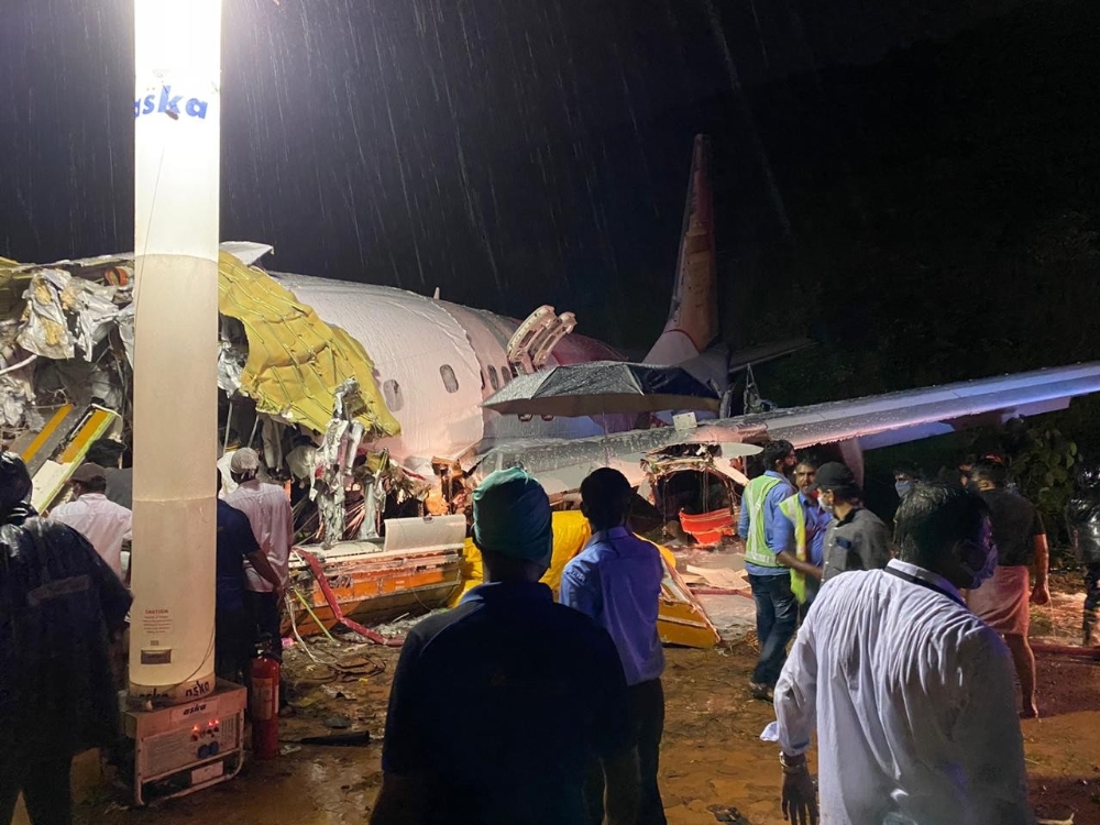 Hindistan’daki uçak kazasında 2 kişi öldü, 35 kişi yaralandı