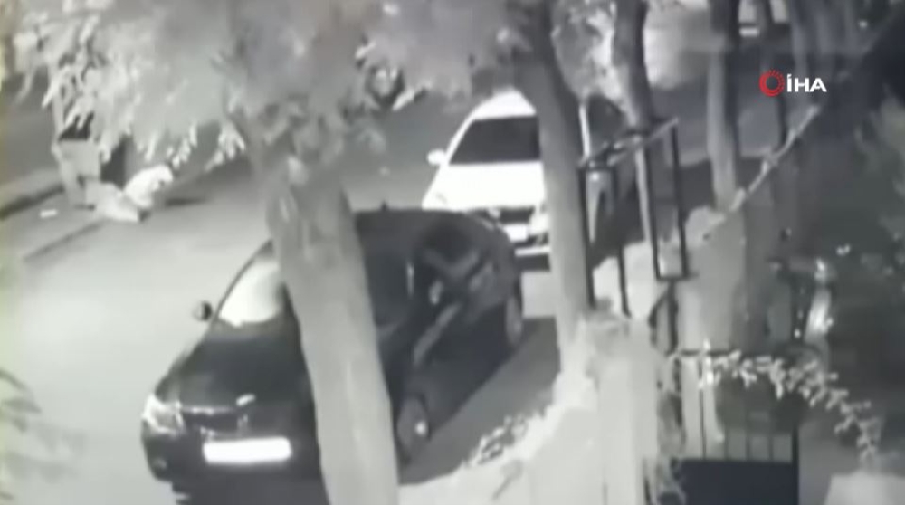Hırsızlar güvenlik kamerasını hesaba katmadı