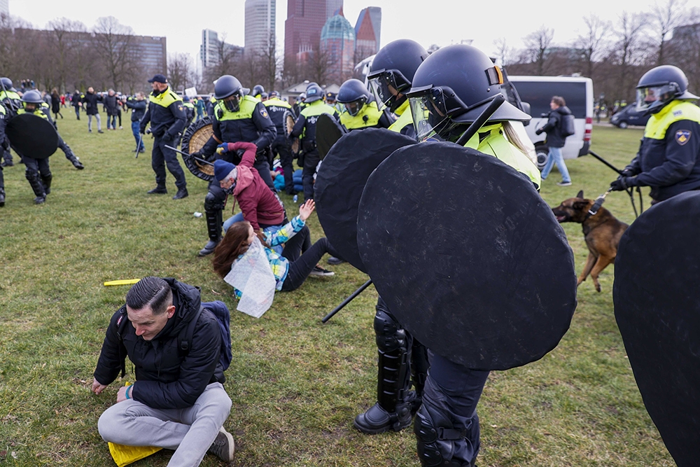 Hollanda’da genel seçim öncesi hükümet karşıtı protesto