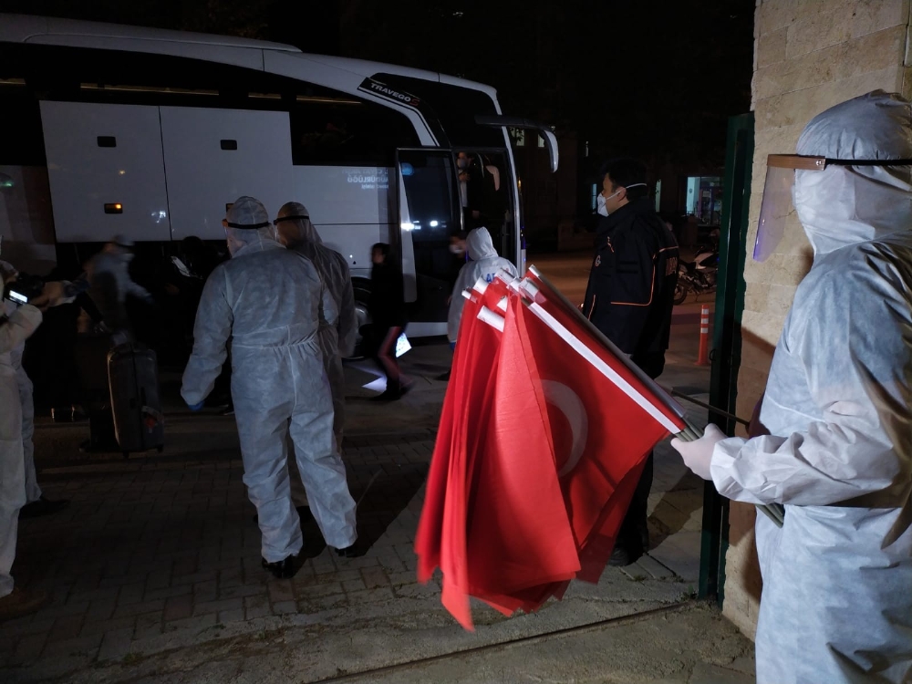 Hollanda’dan getirilen 344 Türk vatandaşı Denizli’de karantinaya alındı