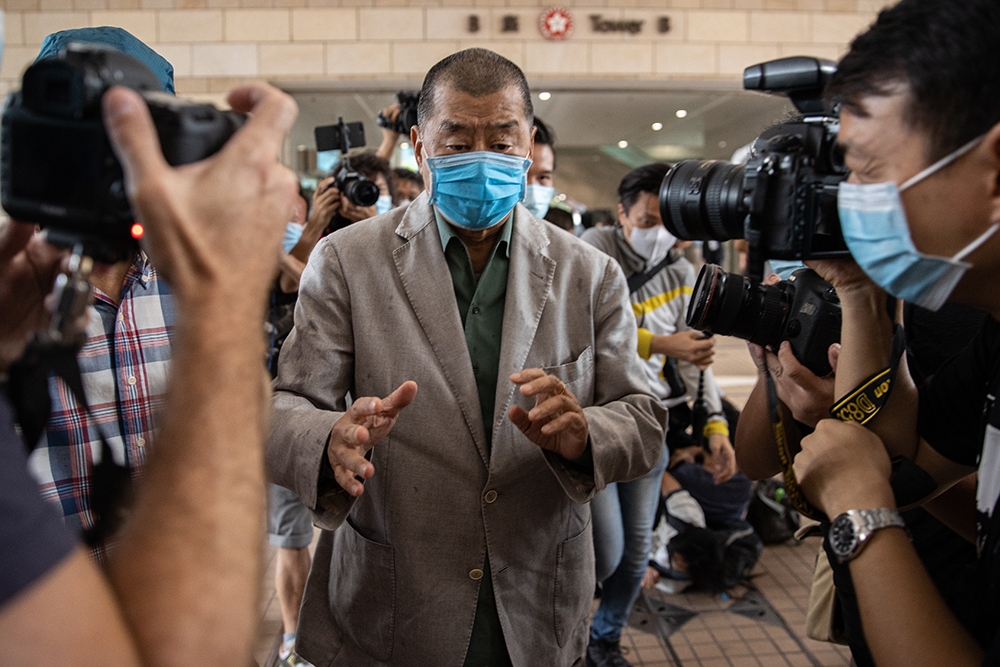 Hong Kong’da medya patronu Lai, muhabiri tehdit suçundan aklandı
