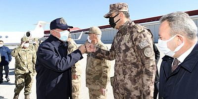 Hulusi Akar, İran sınırında