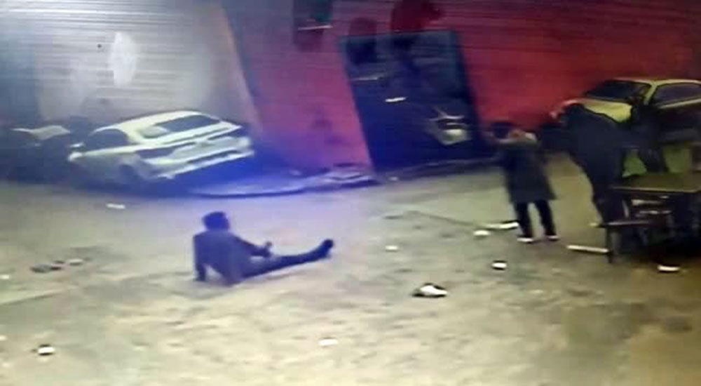 Husumetlisini Küçük Çocuğun Gözü Önünde Kurşuna Dizdi