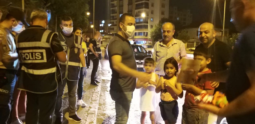 Huzur uygulamasında sürücüler maskeye sarıldı