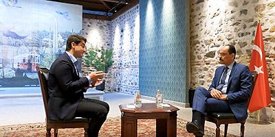 İbrahim Kalın İsveç devlet televizyonu muhabirine tepki gösterdi: Yayını keselim