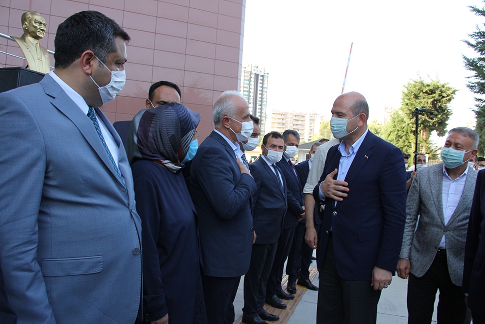 İçişleri Bakanı Soylu, güvenlik toplantısı için Mersin’e geldi
