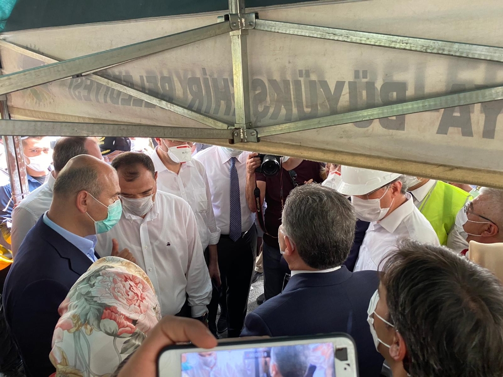 İçişleri Bakanı Soylu ve Sağlık Bakanı Koca olay yerinde