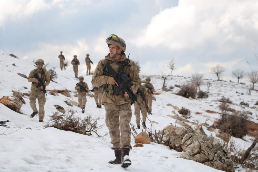 İçişleri Bakanlığınca Bitlis ve Siirt illerinde “Eren -6 Mergelo” Operasyonu başlatıldı