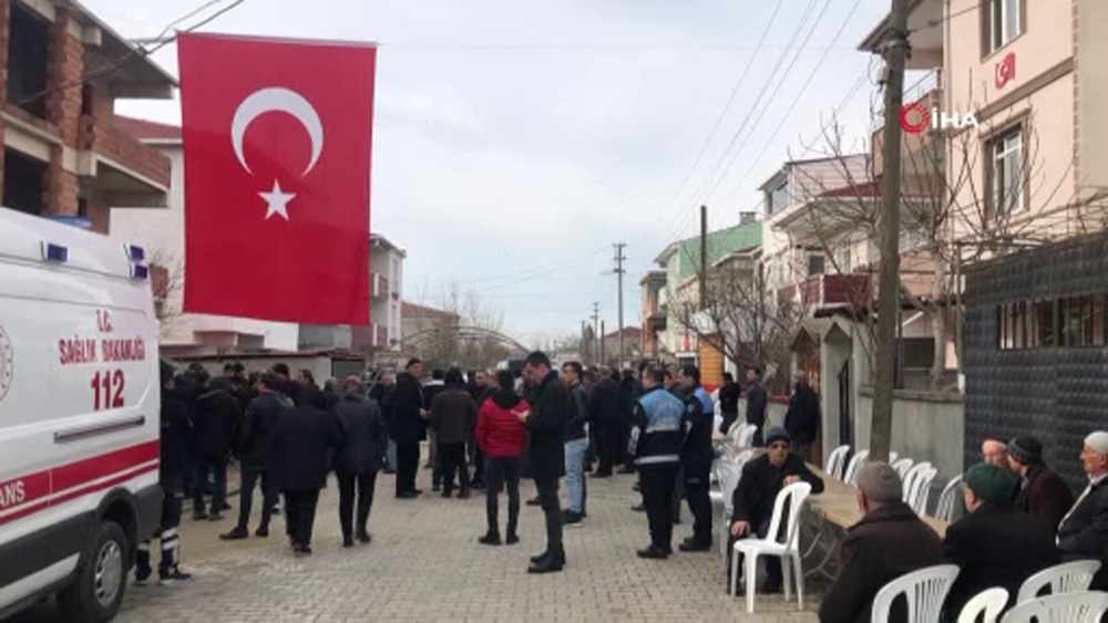 İdlib şehidinin baba ocağına ateş düştü