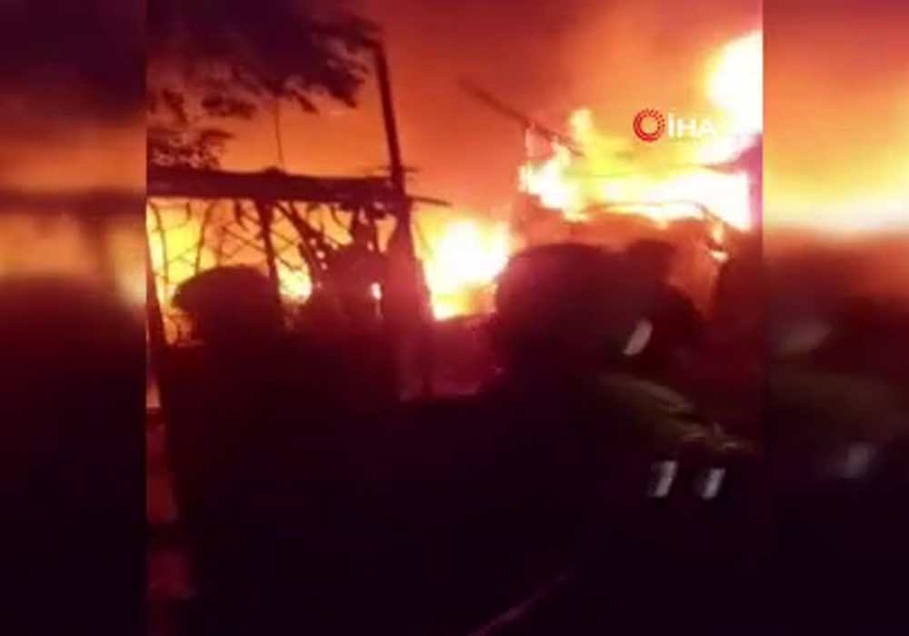 İdlibte Kampa Düzenlenen Saldırıda Ölü Sayısı 16Ye Çıktı