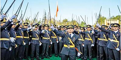 İhracın gerekçesi belli oldu: TSK'nın itibarını zedelediler