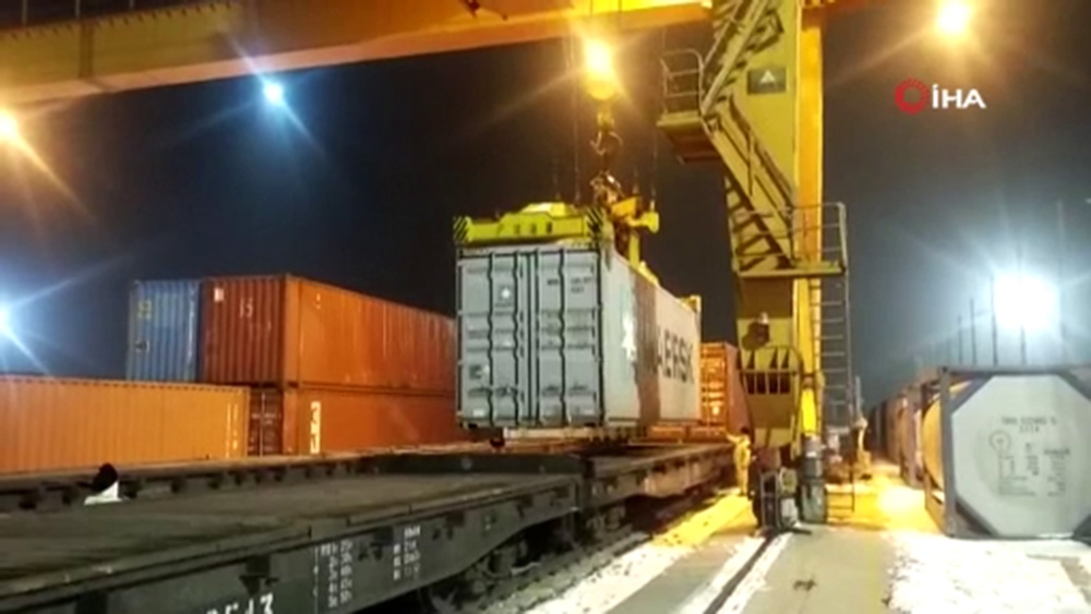 İlk ihracat treni Çin’de resmi töreni bekliyor