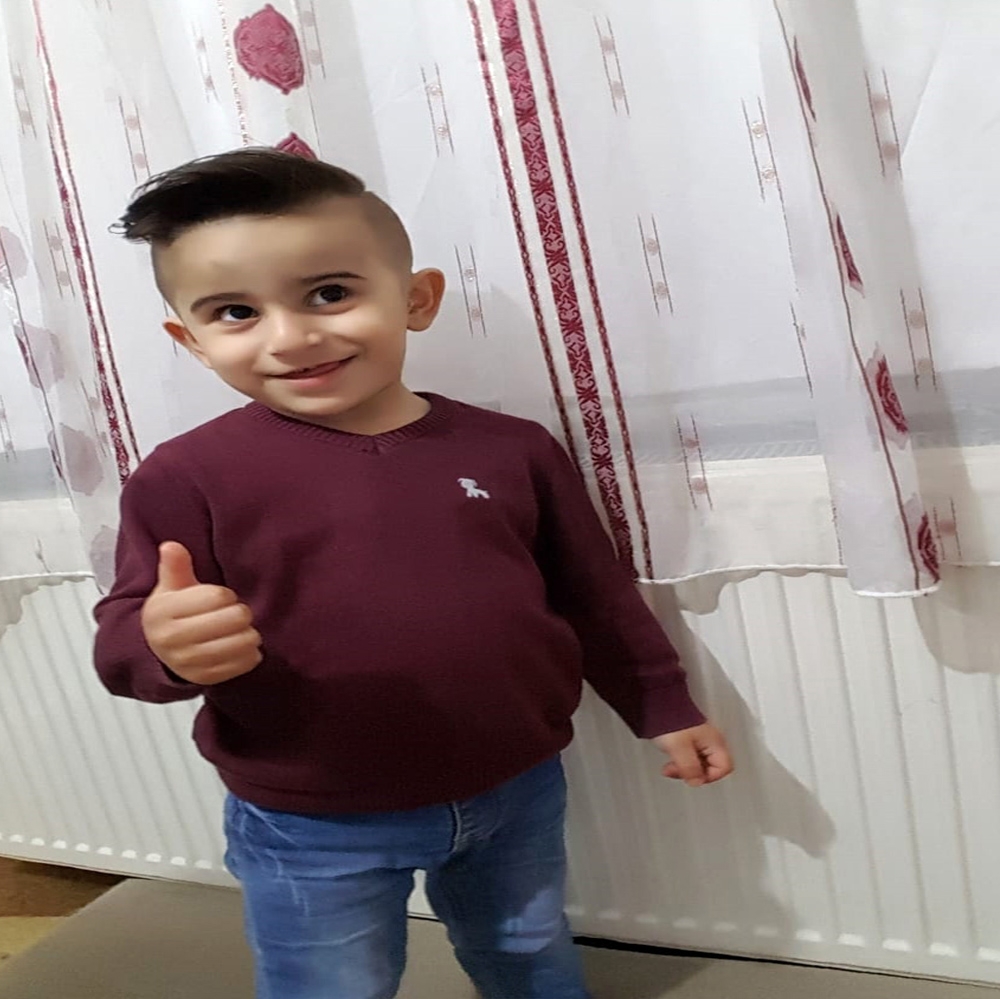 İndiği Servis Minibüsünün Altında Kalan 4 Yaşındaki Çocuk Öldü