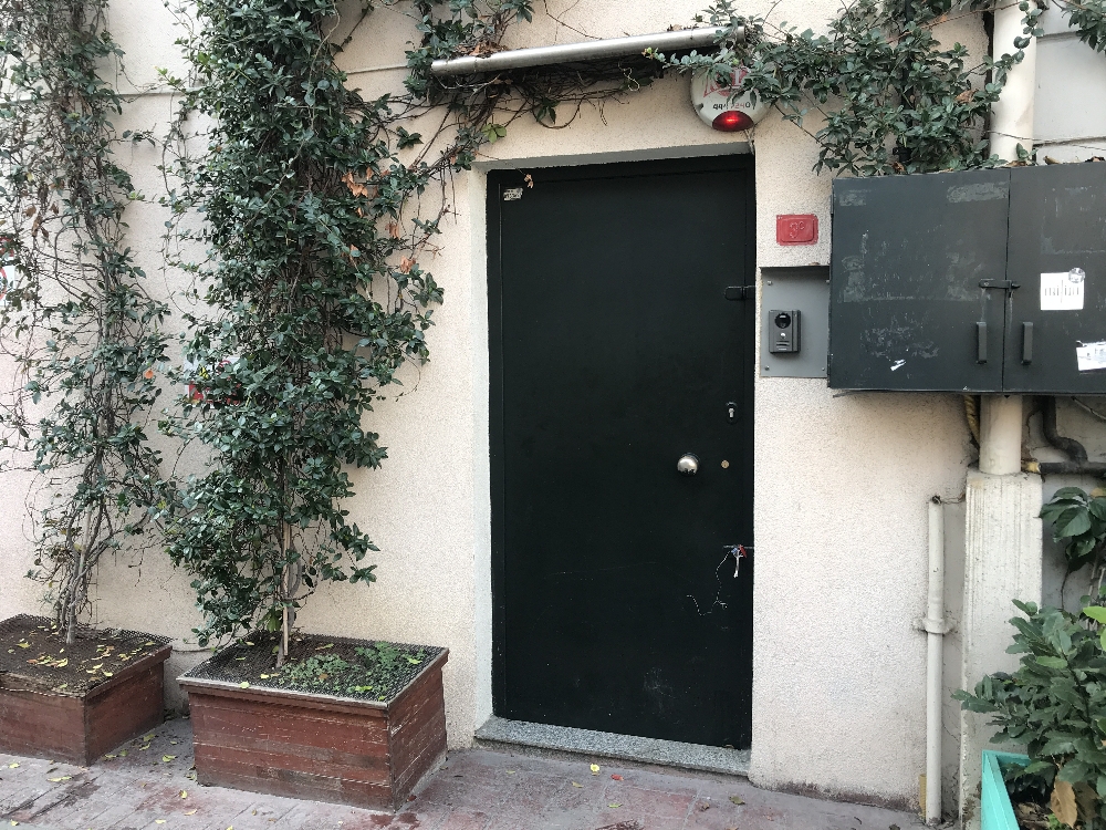 İngiliz Ajanın Evinin Önündeki Suriyeli Mendilci Kayıplara Karıştı