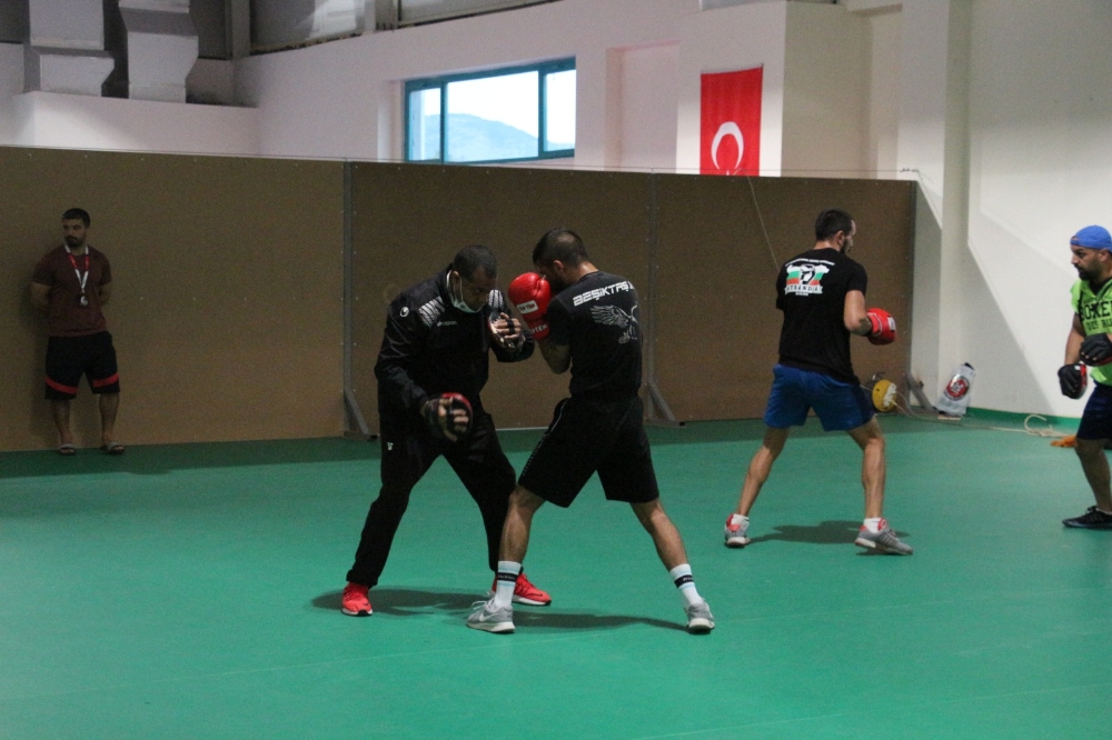 İngiliz Boks Milli Takımı Çankırı kampını tamamladı
