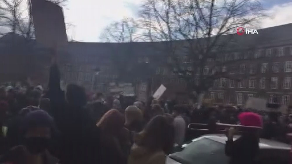 İngiltere’de binlerce kişiden suç ve ceza yasa tasarısı protestosu