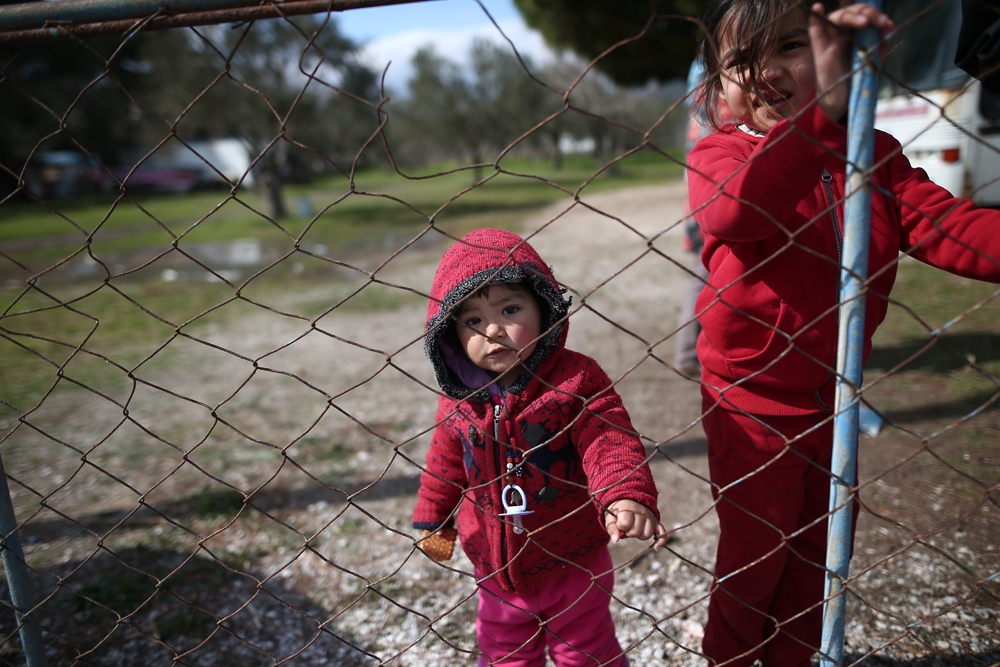 İnsan kaçakçıları göçmenler için seferber oldu