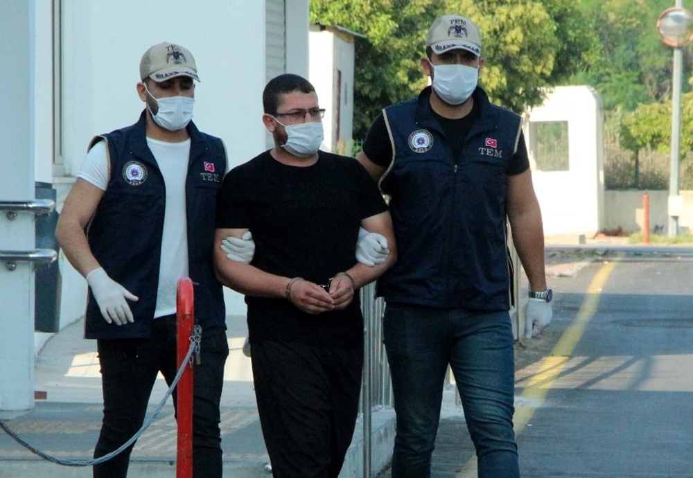 Interpol’ün aradığı kadına ev kiralayan zanlı tutuklandı