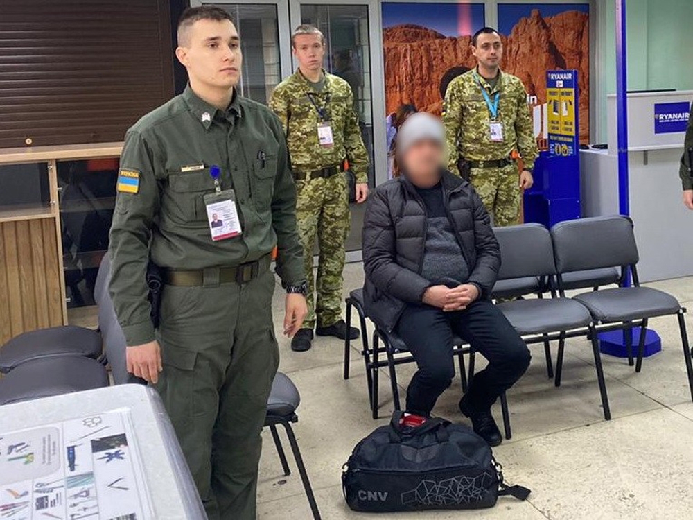 Interpol’ün aradığı Türk’e Ukrayna’da gözaltı