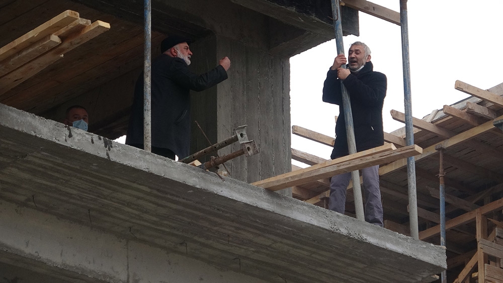 İntihara kalkışan adamı eşinin, ’Affettim’ demesi vazgeçirdi